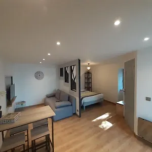  Appartement Le Menascle Frankrijk