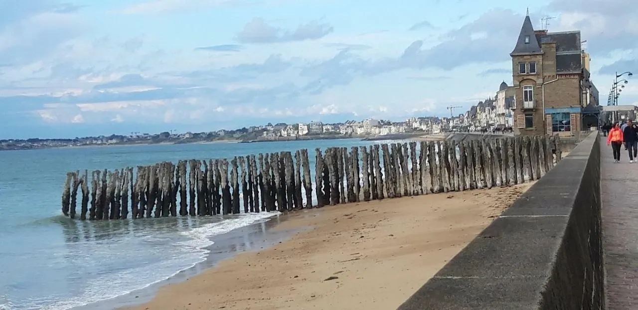 La Mariniere Hotel Restaurant Saint Malo Franciaország